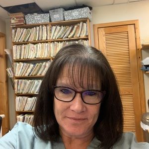 Meet your Posher, Sandy